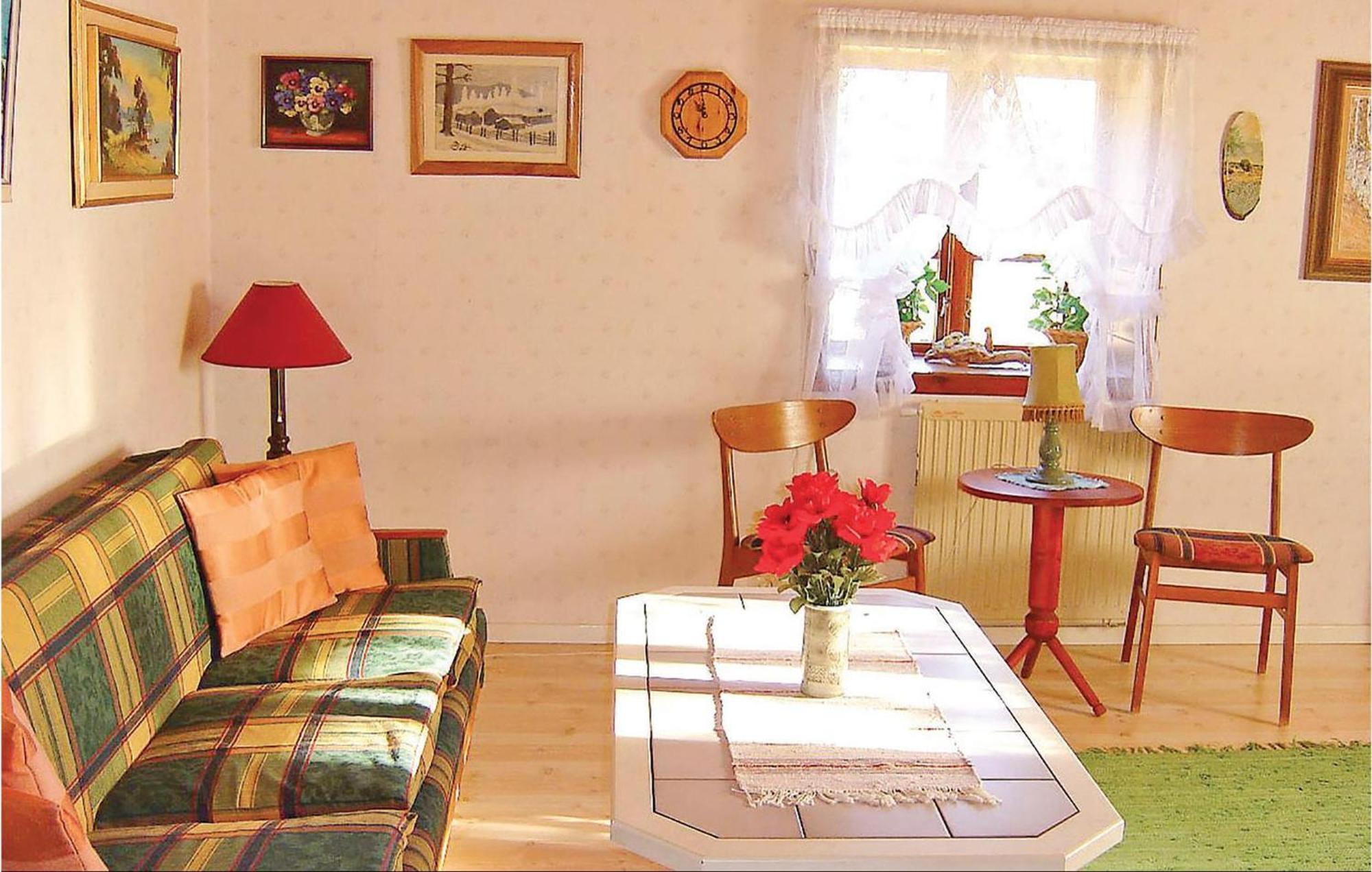 Nice Home In Malmkoeping With Kitchen Malmkoping Zewnętrze zdjęcie